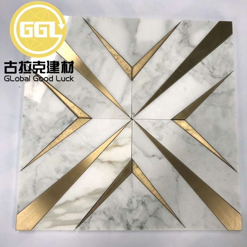 Calacatta Gouden Marmer Waterjet Patroon Mozaïek Tegel Inleg Messing