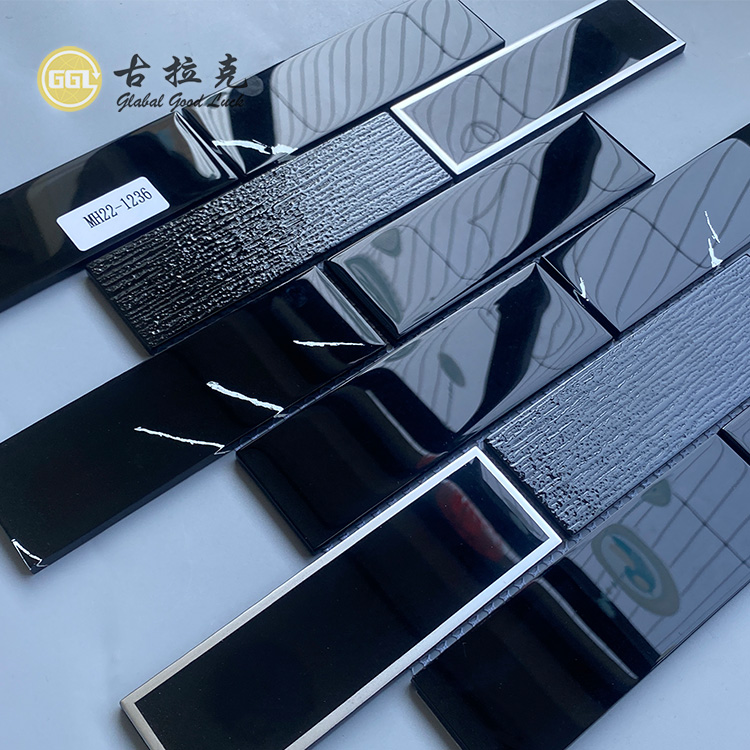 Puur zwarte glas mix zilver&gouden rand glasmozaïektegel voor wand
