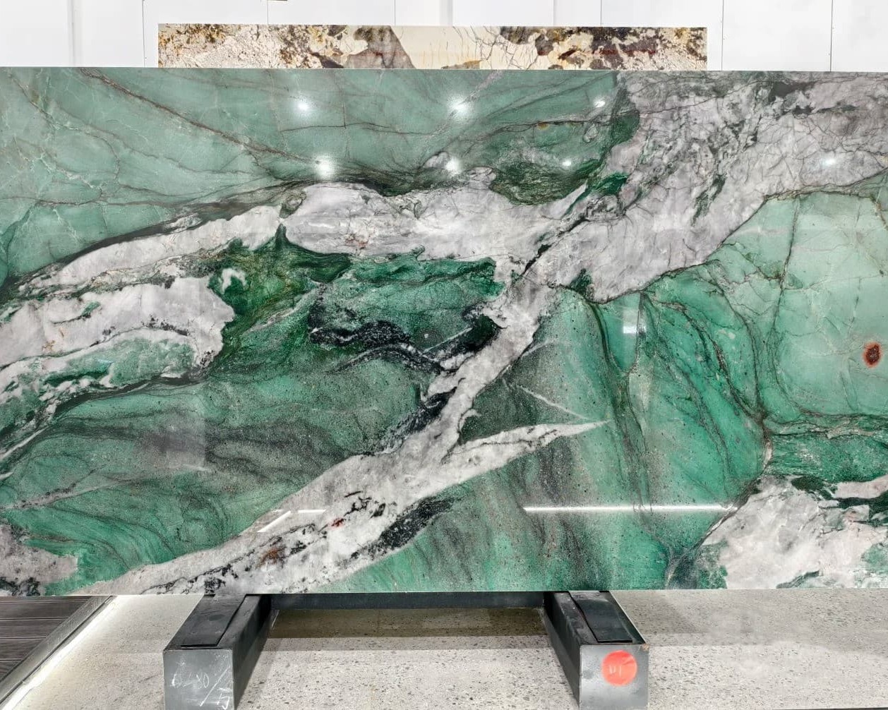patagonia-green-quartzite-slab4.jpg(c054d304d7).jpg