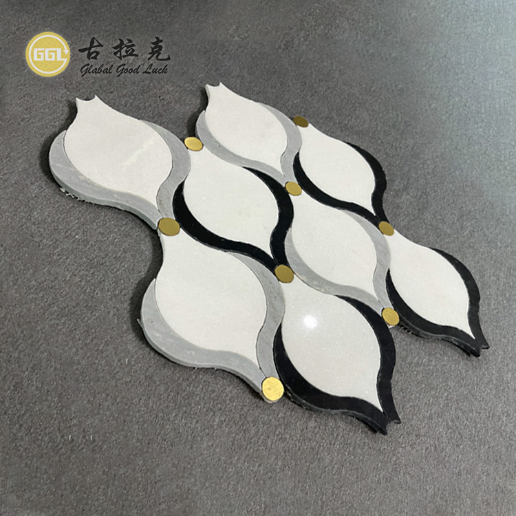 Encaixe de Mármore em Forma de Lantern com Mosaico de Água de Latão para Decoração de Parede