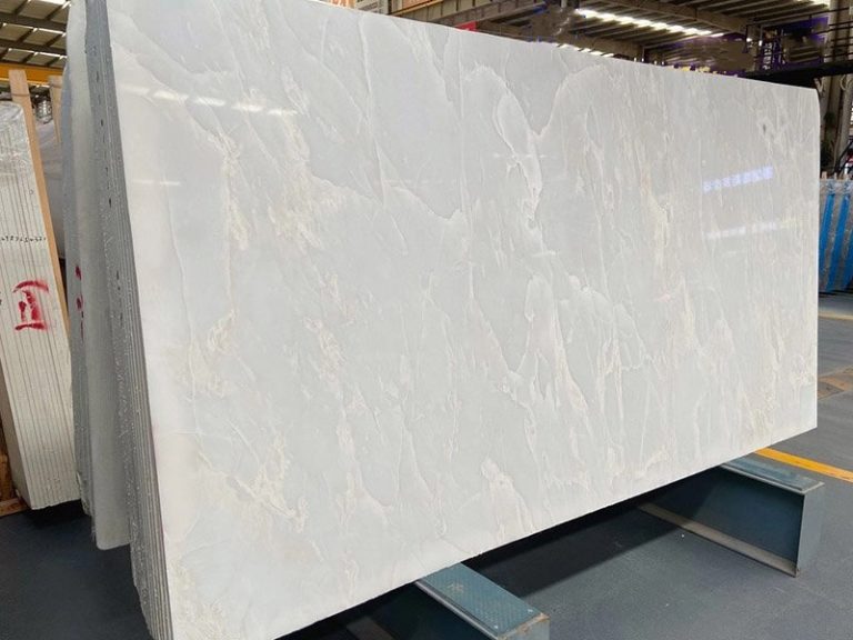 Bianco-Rhino-Marble-slab-768x576.jpg