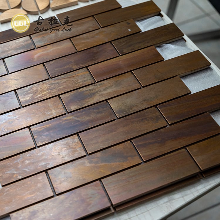 Azulejo de Mosaico de Tijolo de Metal com Textura de Madeira para Parede Interna
