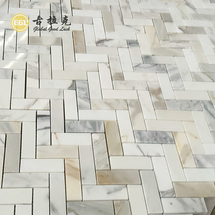 Hoë kwaliteit visgraatsteen Calacatta goud marmer mosaïek teël