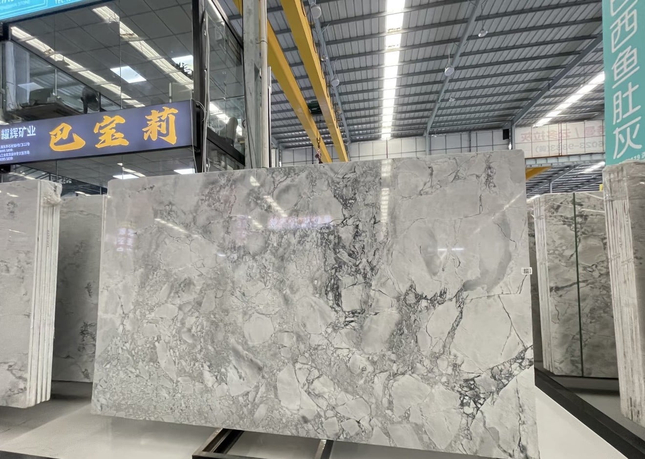 calacatta grey1.jpg