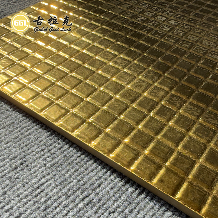Nuwe ontwerp Porselein Mosaïek Goud Glinsterende Keramiek Muurtegels