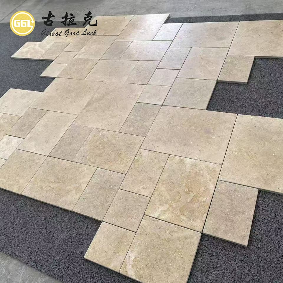 Beige Kalkstein-Fliesen 600x1200 mm | Individuelles französisches Muster