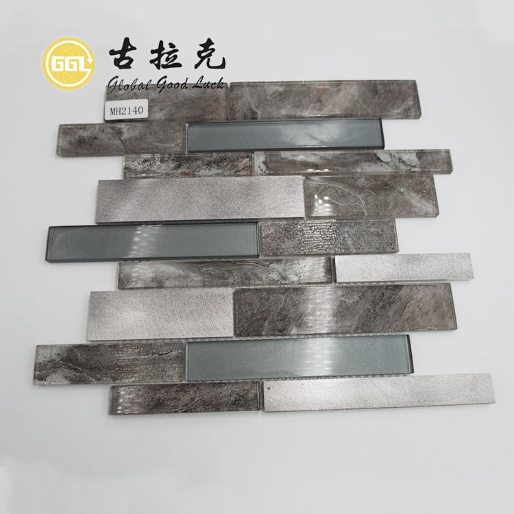Lange Streifenform Glas gemischtes Metall Rückwanddekoration Fliesen Glas Mosaik
