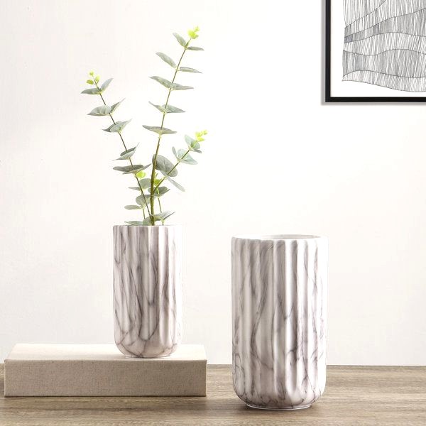 marble vase(d9ea7ef726).jpg