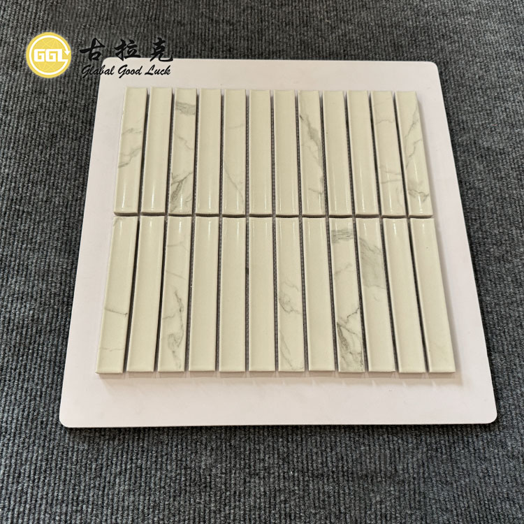 Inkjet mozaikové dlaždice z keramického materiálu Calacatta White Fluted