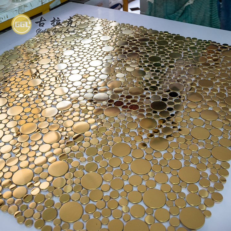 Metallmosaik Golden Aluminium Bubble Rundes Mosaik für Innenwand