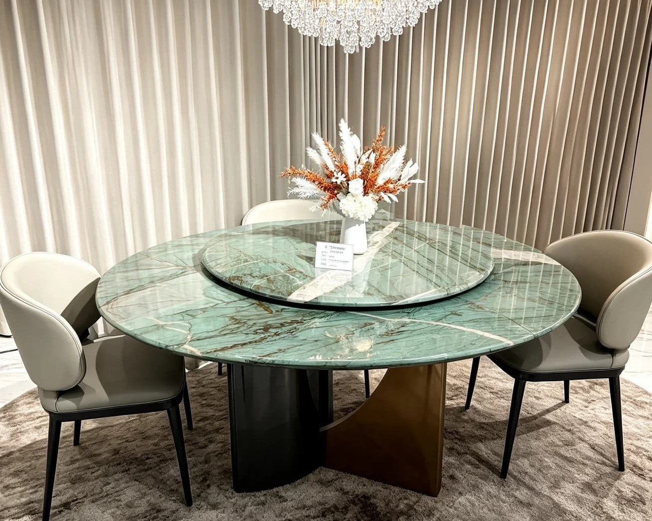 patagonia-green-quartzite-dining-table.jpg(c9d3efe4f6).jpg