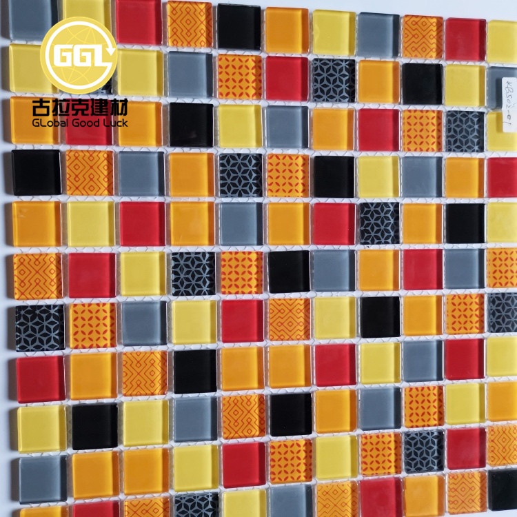 Mosaïque de verre aux couleurs arc-en-ciel avec conception personnalisée pour carrelage de salle de bain, de cuisine et de piscine