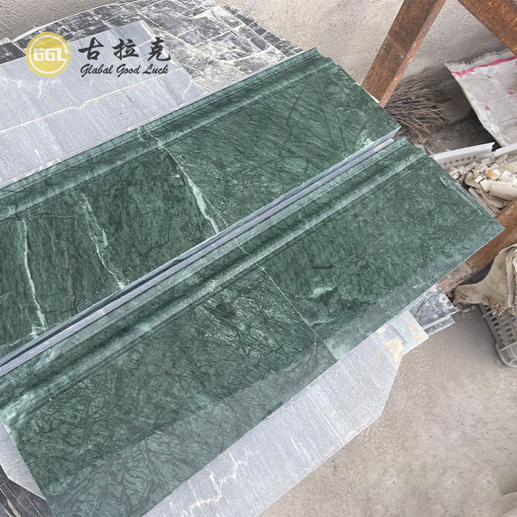 Phần chân tường Đá cẩm thạch màu xanh Lục冕 Phào chỉ Gỗ ốp chân tường