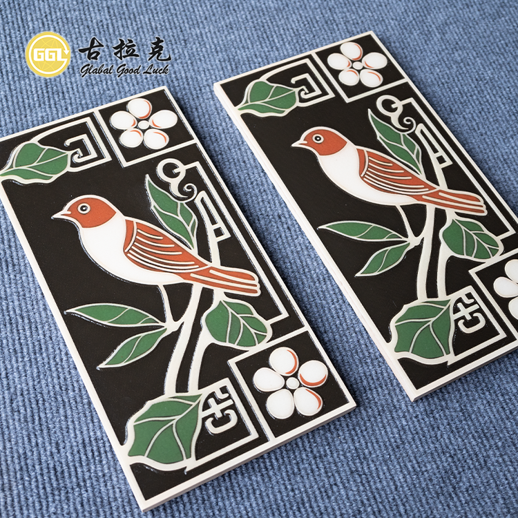 Exquisite Emaille-Fliese Einzigartige Keramikfliese mit Vogelmuster