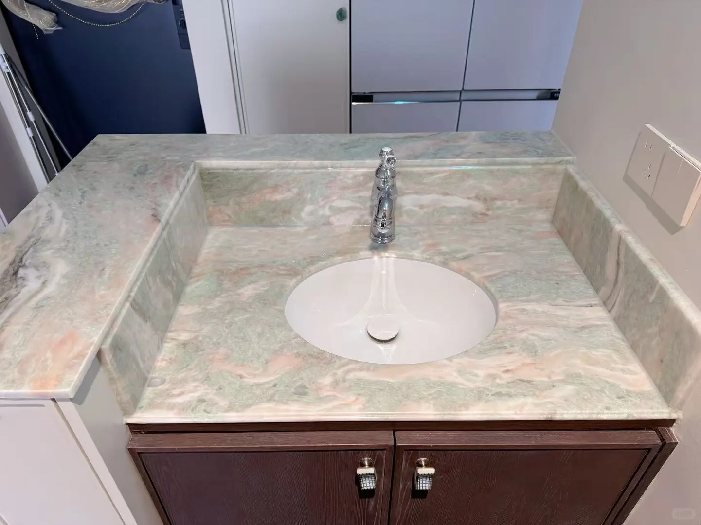 Norway color jade washbasin.jpg