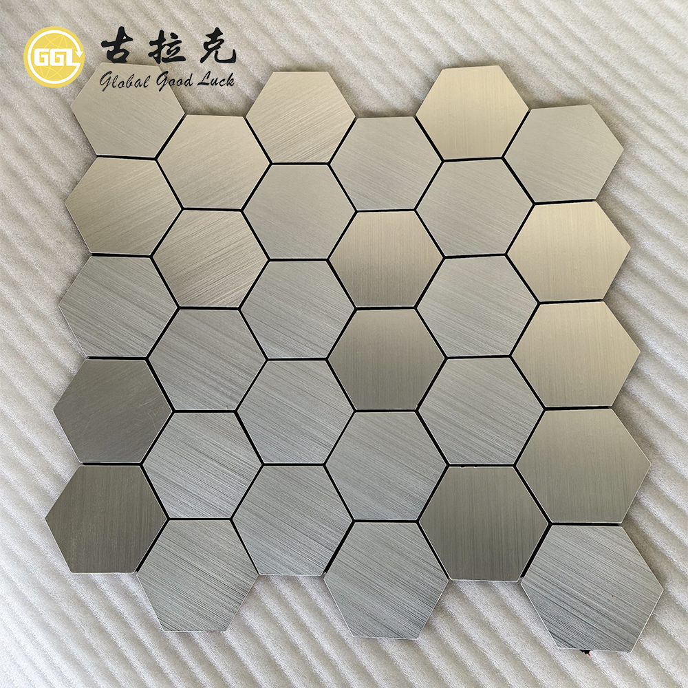 Placă mozaic hexagonală autoadezivă argintie – Mozaic metalic cu aplicare ușoară pentru bucătărie, bar și decorarea pereților interiori