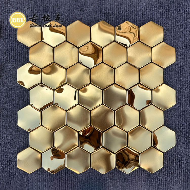 Azulejos decorativos de parede em mosaico de metal dourado hexagonal brilhante e escovado