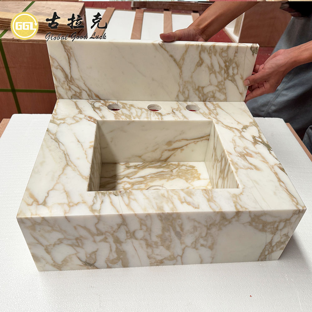 Italienischer Calacatta-Gold-Marmor-Waschtisch | Individueller Luxus-Badezimmer-Waschbecken