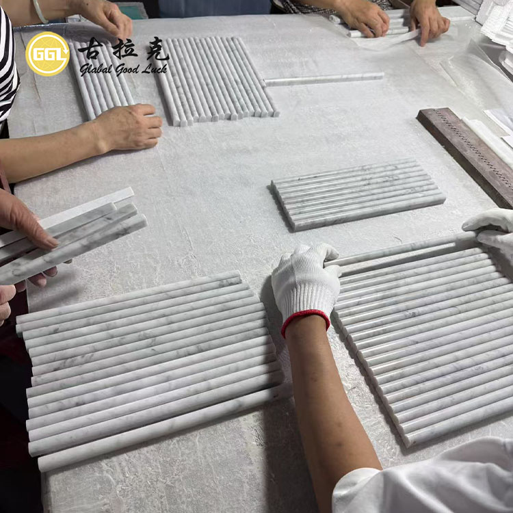 Marmer Alam Carrara Putih Pemotongan Batu Gaya Eropa Hiasan Trim Batu Dekoratif Garis