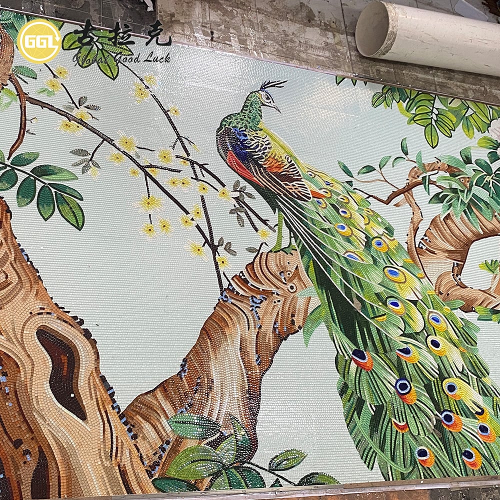 Mural de Mosaico em Vidro Personalizado com Pavão e Árvore | Arte de Parede em Mosaico Personalizada