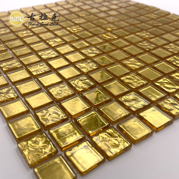 Mini quadratische Form Goldfolie Glas Mosaik für Wandfliesen
