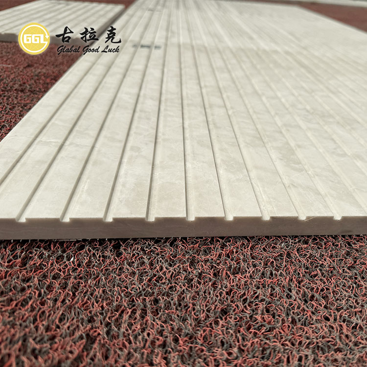 Ħajk Skuri tal-Baġn tal-Baħar min Marblu Abjvu Tile Miegħed Fluted Tile