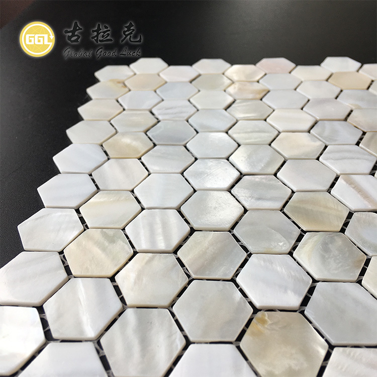 Kuchynské záložné škvrny Hexagon Form Shell Mosaiková dlaždica Dekorácia steny
