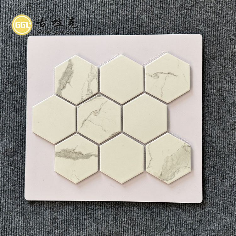 Plăci Mozaic Ceramice Hexagonale cu Textură de Marmură Albă