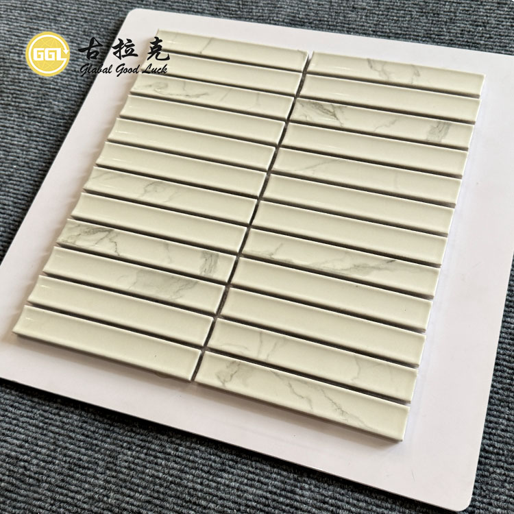 Inkjet mozaikové dlaždice z keramického materiálu Calacatta White Fluted