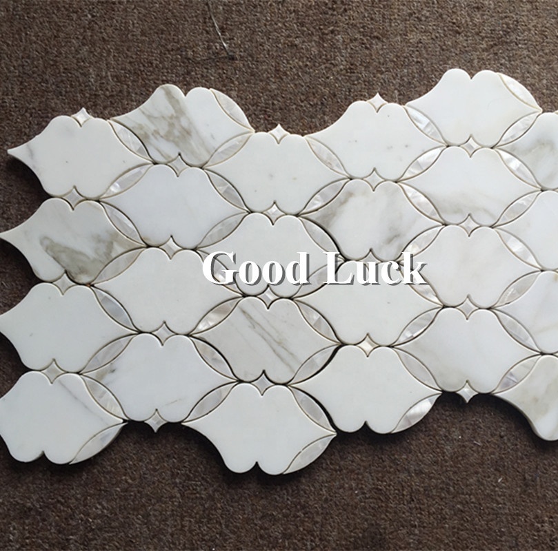 Calattaca Gold Marble Mix Shell Waterjet အခြေထဲမှာ ဆင်တုန်း ဒက္ခံ အပြောင်းအလဲ ပုံစံ ပါဝင်သည့် ပုံဖော်မှု အဆင့်မြင့် ရောင်းချခြင်း