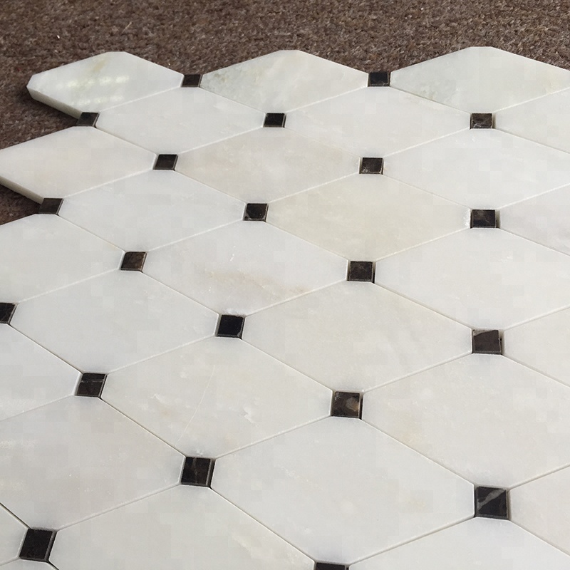 Carreau de mosaïque en marbre blanc poli à motif graphique pour la décoration des murs et sols de salle de bain ou de toilette