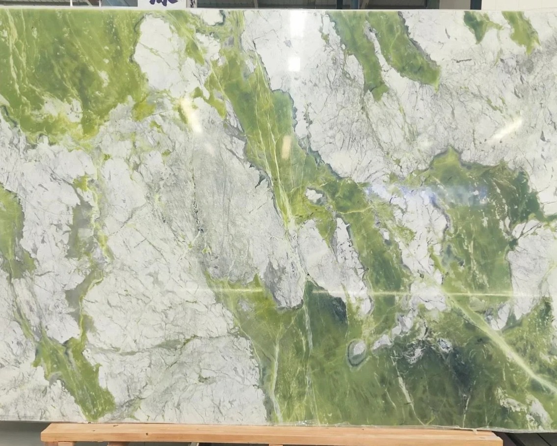 irish-green-marble-slab-close-up.jpg.jpg
