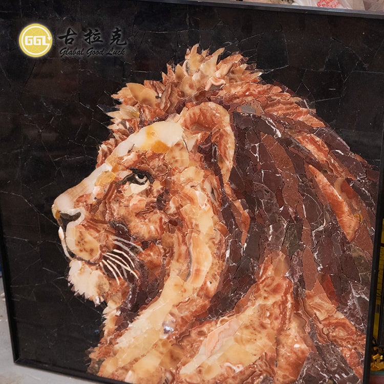 Art Mural Mosaik Naturstein Löwenmuster Handgeschnitten Individueller Wand-Schmuck