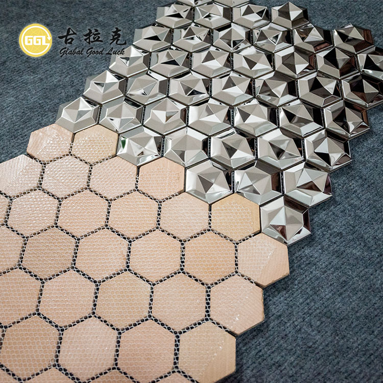 Glansende Oppervlak Heksagonale Metaal Mosaïek 3D Effek Vlekvrye Staal Decoratiewe Muur Tegels
