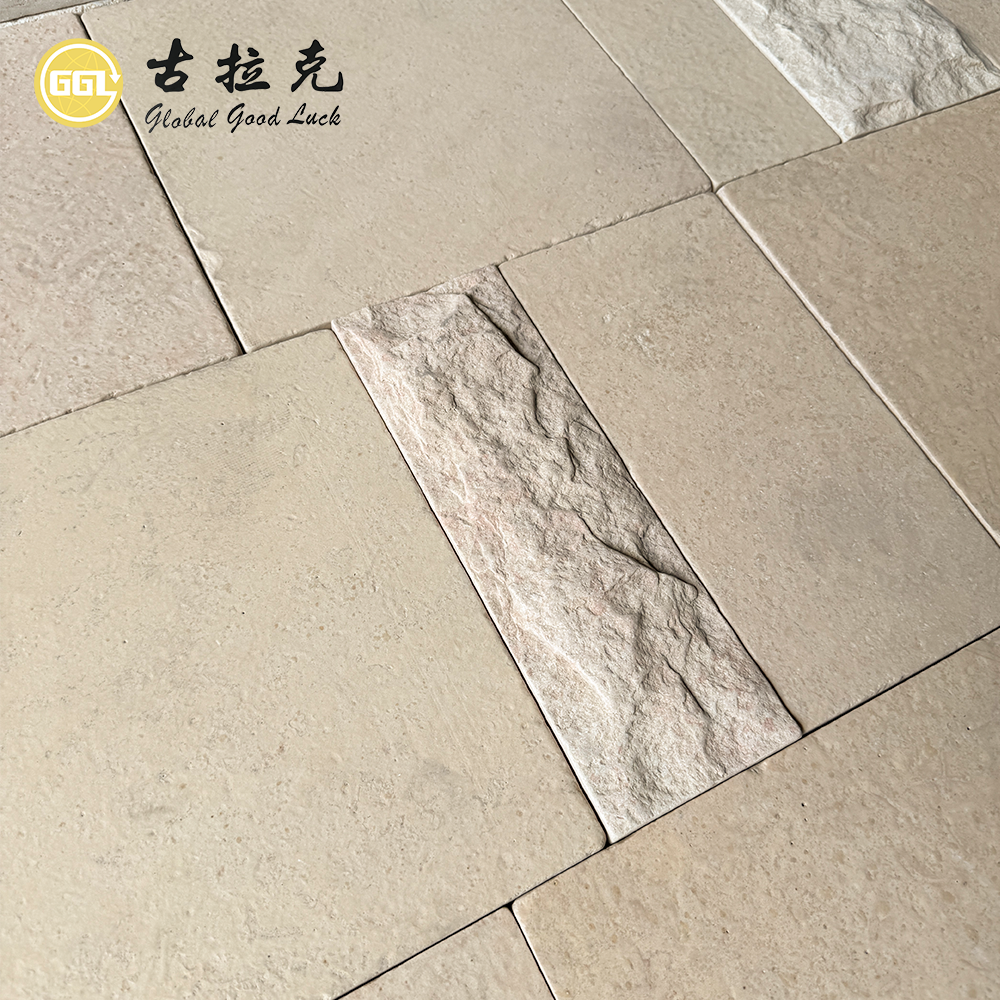 Moderne natürliche beige Kalkstein-Außenverkleidung in Parkett-Optik, Wandpaneel, individuell gestaltbare Steinwandfliese