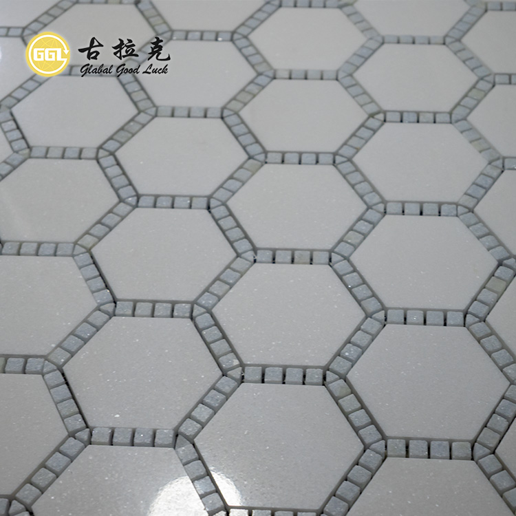 Mosaico de Pedra Mármore Branco Thassos Misturado com Azul para Piso e Decoração de Parede