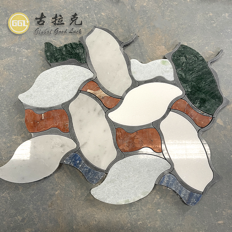 Azulejos de mosaico de agua con características de parquet de mármol colorido de diseño único