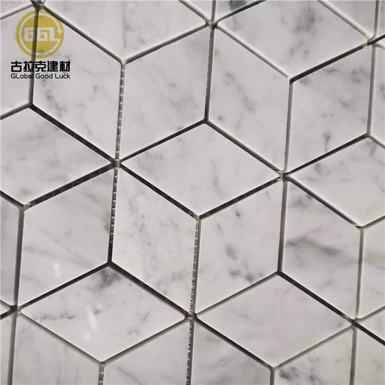 Warm uitverkoping Muurversiering Natuurlike Wit Carrara Marmersteen Diamant Mosaïekteëls Vir Muurdekor