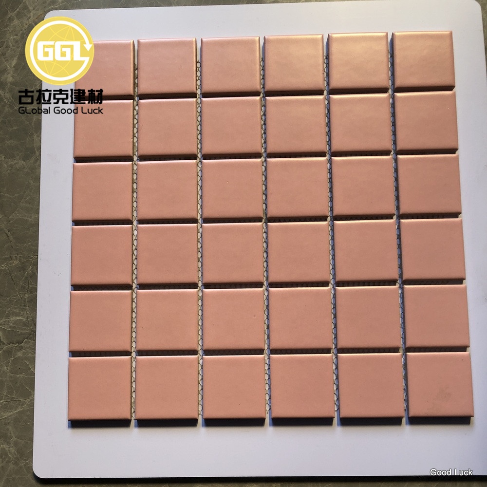 Azulejos cerâmicos de mosaico vidrado em formato quadrado rosa para decoração de parede