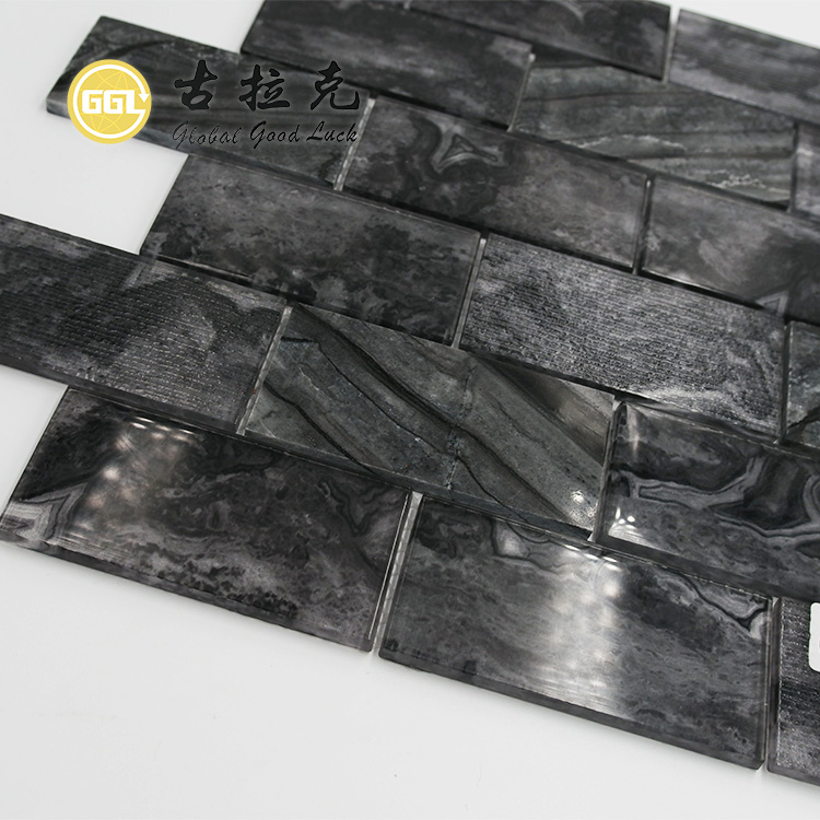 Gạch Mosaic Hình Dải Đen Kết Hợp Kính Đen Cho Gạch Tường