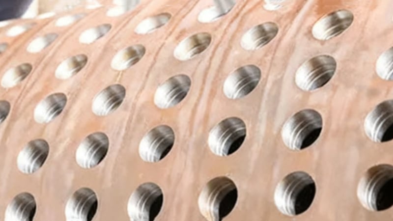 آلات الحفر باستخدام التحكم العددي (CNC) للأسطوانات والرؤوس