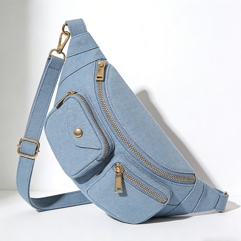 https://shopcdnalpha.grainajz.com/category/495149/4720/8528e1637e9d83af1a5abe0438a31865/CROSSBODY_BAG_.jpg