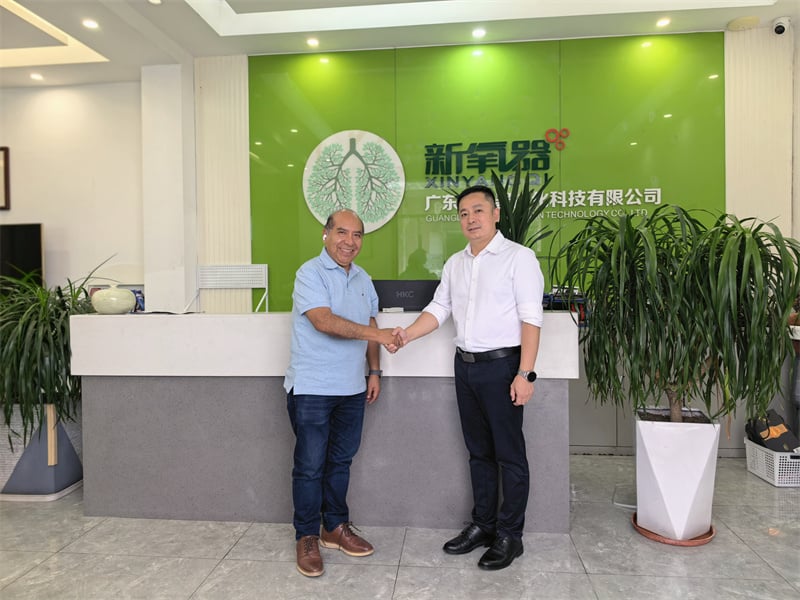 Peruvian Customer Visits Guangdong New Oxygen Purification Technology Co., Ltd to Build Global Partnership  