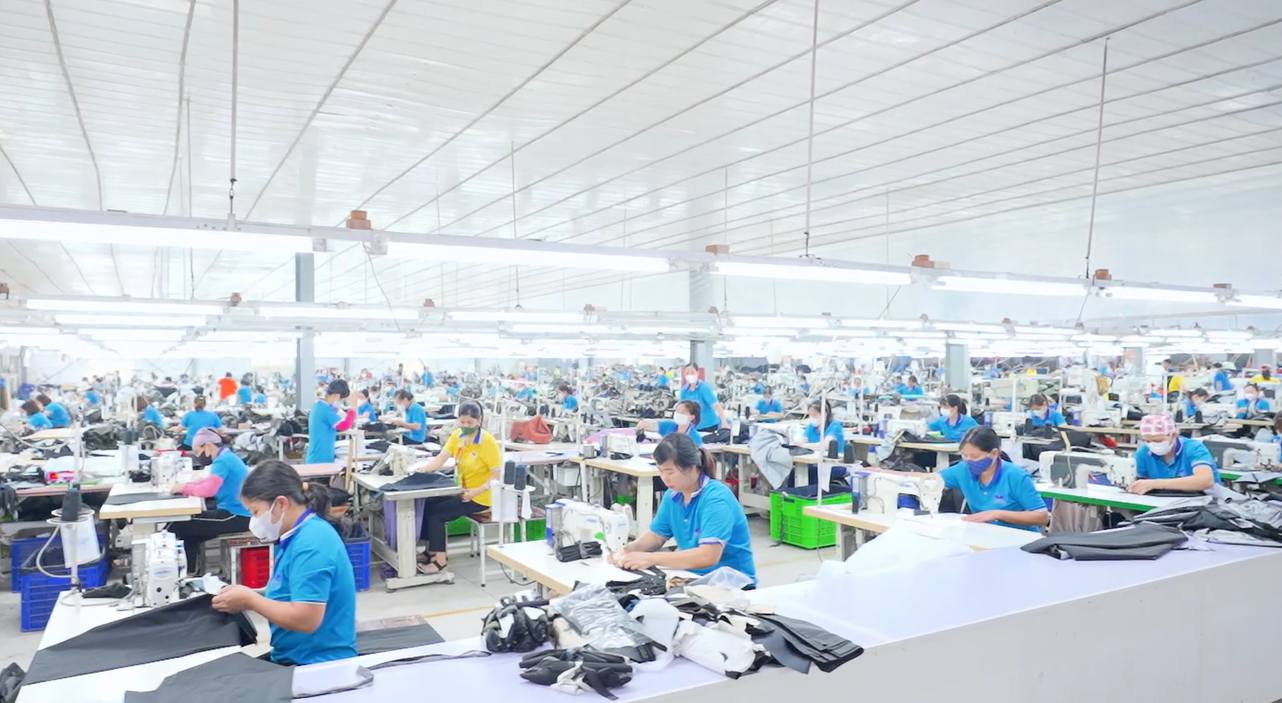 Where to Source Affordable Clothing Manufacturers Without Sacrificing Quality