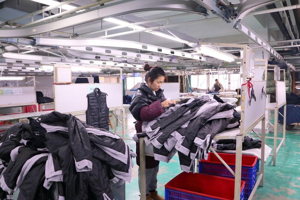 Where to Source Sustainable Bulk Clothing for Eco-Conscious Consumers