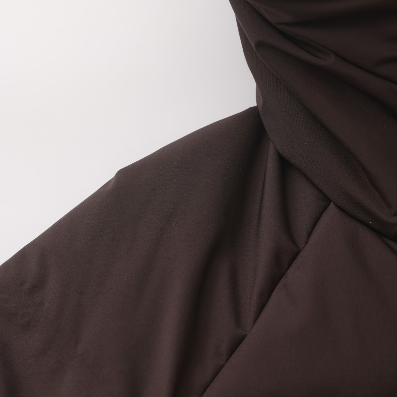 سترة شتوية قصيرة للنساء من الريش المُنتفخ - معطف شتوي فائق الحجم مقاوم للماء بلون غير لامع