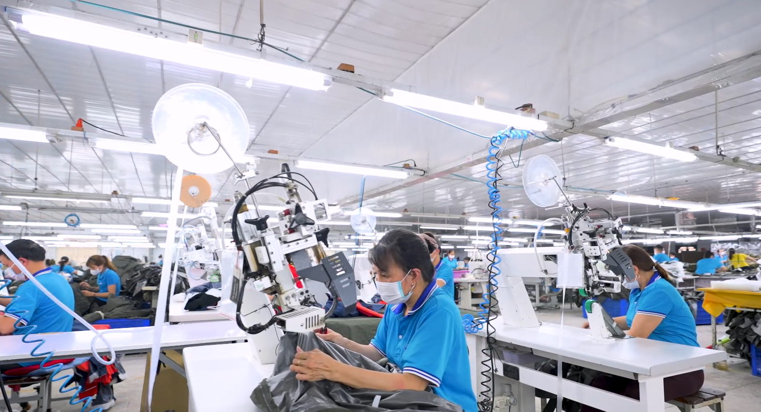 What Are the Latest Trends in Vietnamese Clothing Manufacturing?