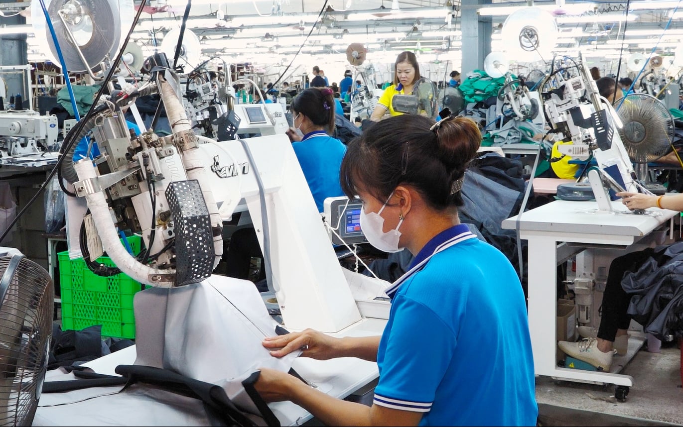 How to Ensure Quality Control with Women's Apparel Manufacturers?