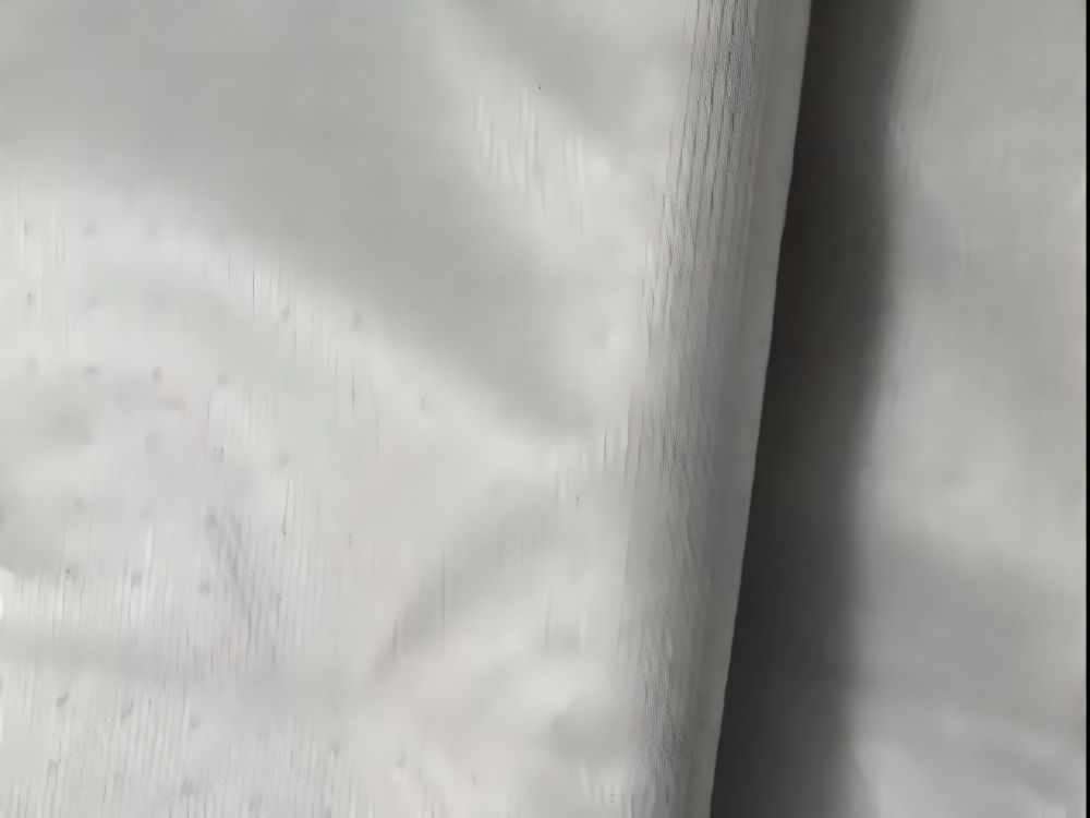 Ever-Glory Technical Insights 02-Why Does a Bonded Jacket Lining Have Tiny Holes-1.png