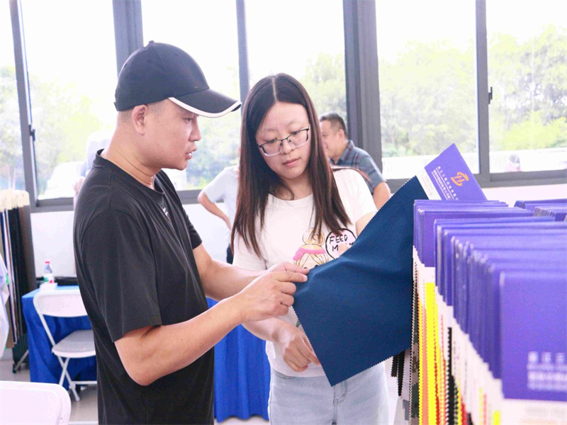 8-The Matching Event 2025 Shengze Quality Fabrics Tour into Jiangsu Garment Enterprises Held at Ever Glory (3).jpg